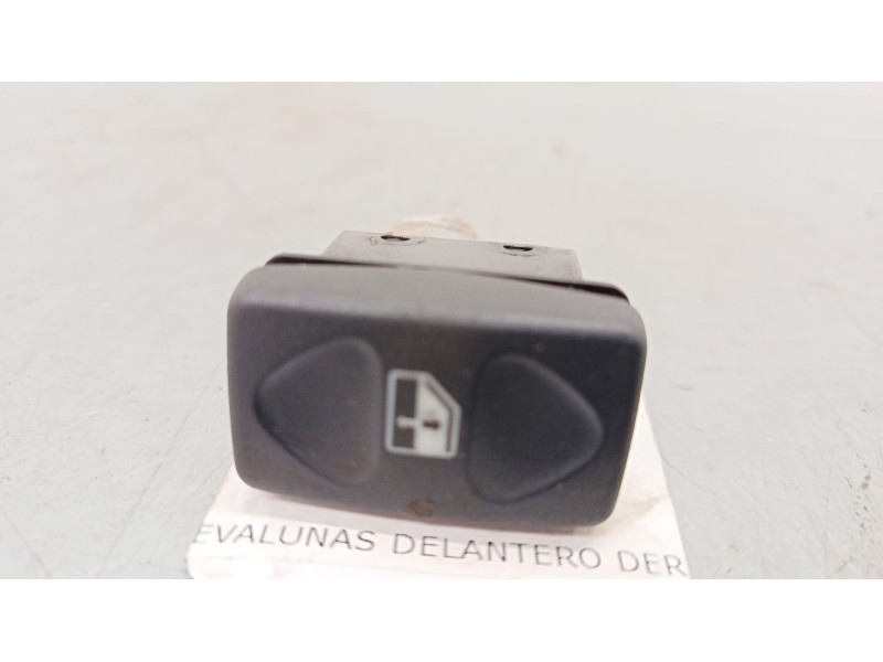 Recambio de mando elevalunas delantero derecho para land rover freelander i (l314) 2.0 di 4x4 referencia OEM IAM   