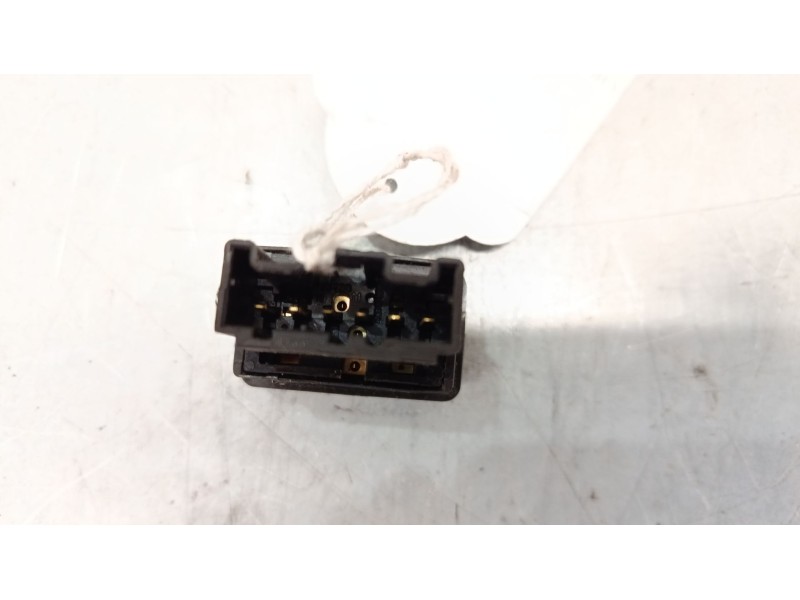 Recambio de mando elevalunas delantero derecho para land rover freelander i (l314) 2.0 di 4x4 referencia OEM IAM   