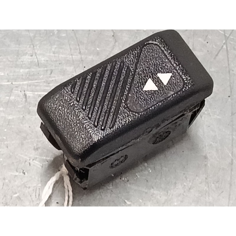 Recambio de mando elevalunas delantero derecho para renault clio i (b/c57_, 5/357_) 1.4 referencia OEM IAM   