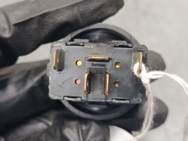 Recambio de mando elevalunas delantero derecho para smart fortwo coupé (450) 0.7 (450.352, 450.332) referencia OEM IAM 111300215