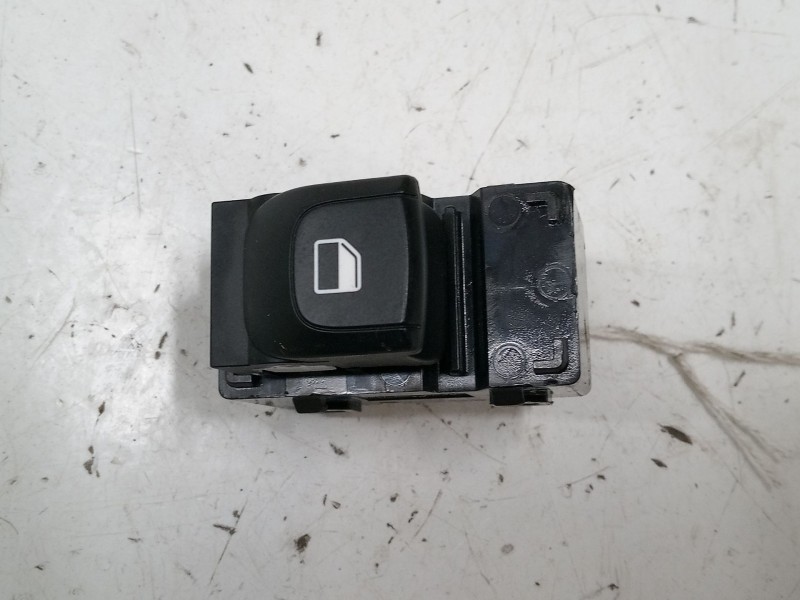 Recambio de mando elevalunas delantero derecho para kia picanto iii (ja) 1.0 referencia OEM IAM 299181679  