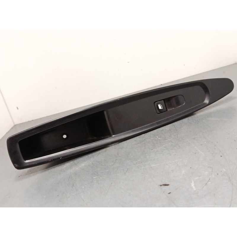 Recambio de mando elevalunas delantero derecho para citroën c4 coupé (la_) 1.6 hdi referencia OEM IAM 61465677  