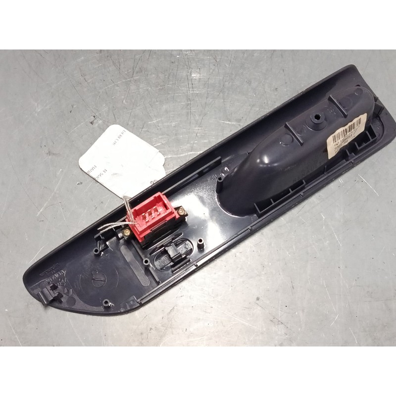 Recambio de mando elevalunas delantero derecho para renault espace iii (je0_) 3.0 v6 24v (je0g, je0r) referencia OEM IAM 7701686