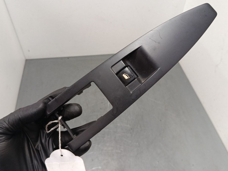 Recambio de mando elevalunas delantero derecho para citroën c6 (td_) 2.7 hdi referencia OEM IAM 53269759  