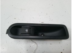 Recambio de mando elevalunas trasero derecho para renault grand scénic ii (jm0/1_) 1.9 dci (jm14) referencia OEM IAM 156015870  