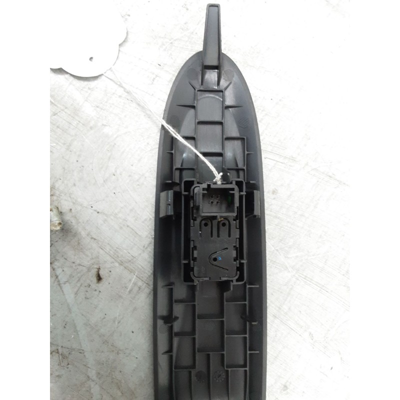 Recambio de mando elevalunas delantero derecho para citroën c4 ii (nc_) 1.6 vti 120 referencia OEM IAM 96657056ZD  