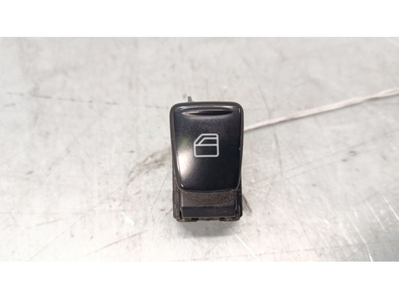 Recambio de mando elevalunas delantero derecho para smart fortwo coupé (451) 1.0 (451.331, 451.380) referencia OEM IAM A45182042