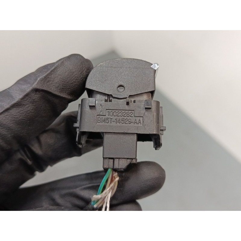 Recambio de mando elevalunas trasero derecho para ford c-max ii (dxa/cb7, dxa/ceu) 1.0 ecoboost referencia OEM IAM 10023262  