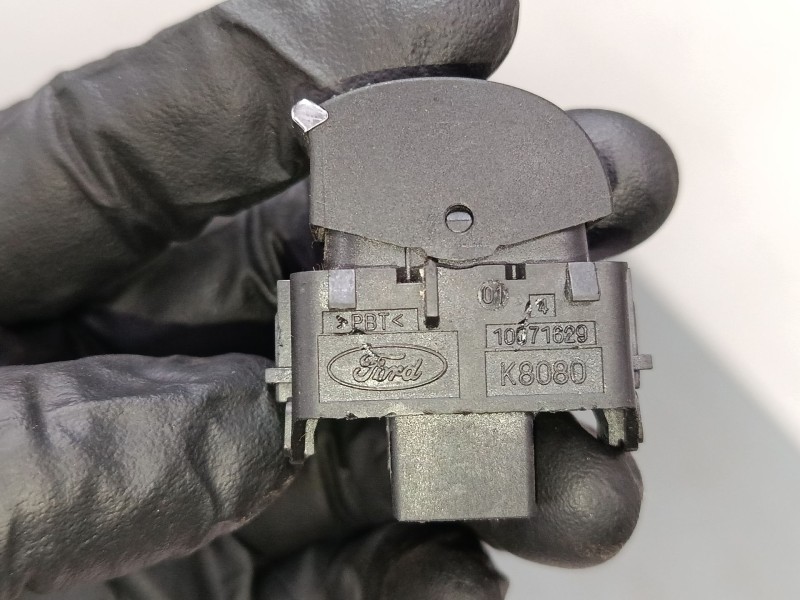 Recambio de mando elevalunas trasero derecho para ford c-max ii (dxa/cb7, dxa/ceu) 1.0 ecoboost referencia OEM IAM 10023262  