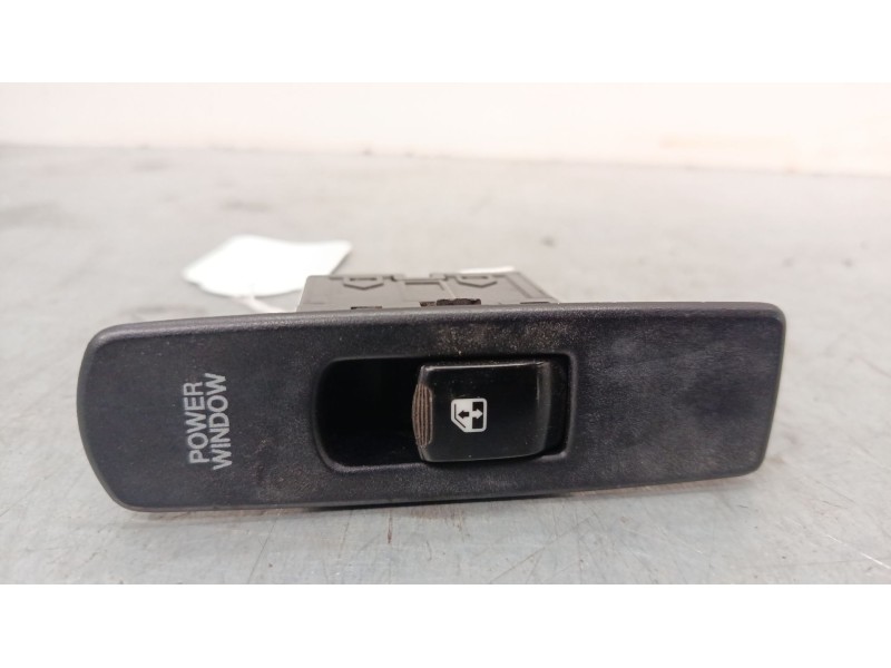 Recambio de mando elevalunas delantero derecho para ssangyong korando (kj) 2.9 td referencia OEM IAM 96190777  