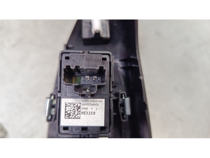Recambio de mando elevalunas delantero derecho para ford fiesta vii (hj, hf) 1.0 ecoboost referencia OEM IAM   