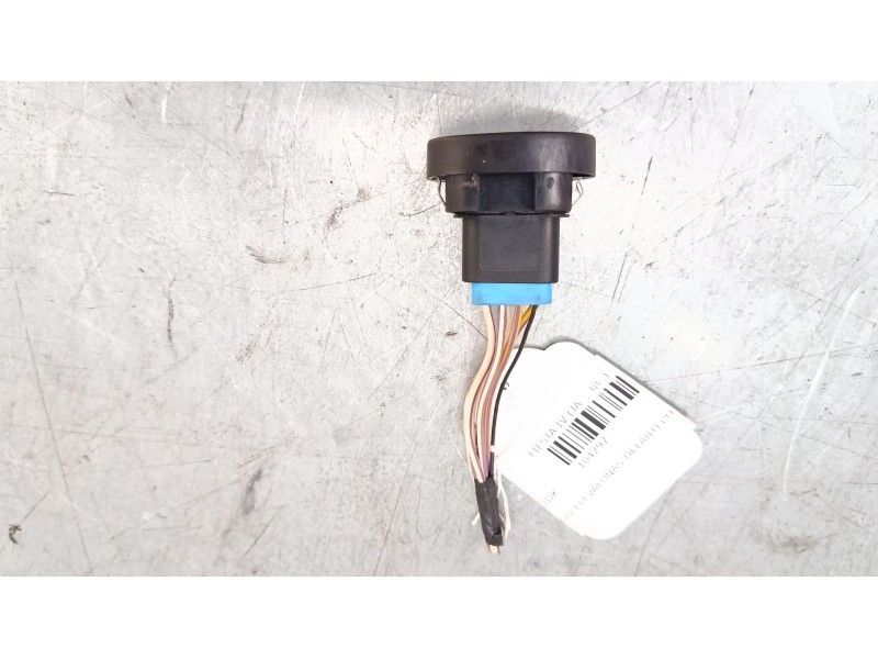 Recambio de mando elevalunas delantero derecho para ford fiesta iv (ja_, jb_) 1.3 i referencia OEM IAM   