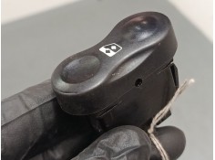 Recambio de mando elevalunas delantero derecho para dacia sandero (bs_) 1.2 16v referencia OEM IAM   