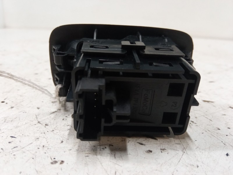 Recambio de mando elevalunas trasero derecho para ford ecosport 1.0 ecoboost referencia OEM IAM GN1514A122A  