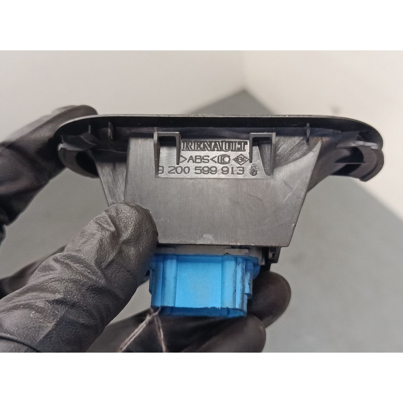 Recambio de mando elevalunas trasero derecho para renault kangoo / grand kangoo ii (kw0/1_) 1.5 dci 85 (kw0k, kw0l, kw0b) refere