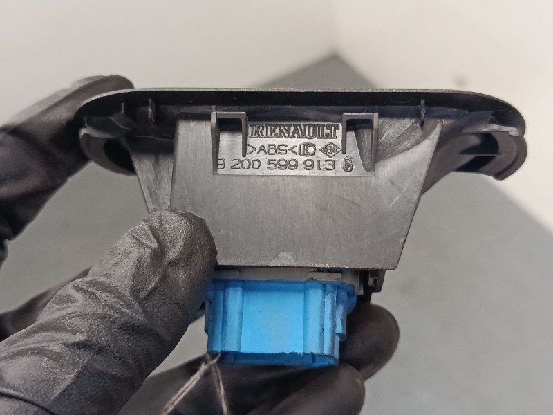 Recambio de mando elevalunas trasero derecho para renault kangoo / grand kangoo ii (kw0/1_) 1.5 dci 85 (kw0k, kw0l, kw0b) refere