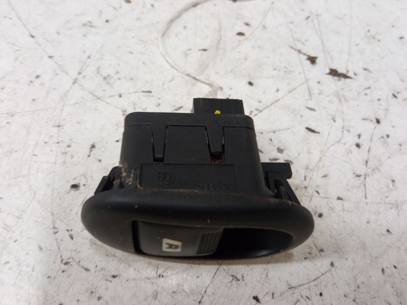 Recambio de mando elevalunas delantero derecho para citroën c2 (jm_) 1.4 hdi referencia OEM IAM   