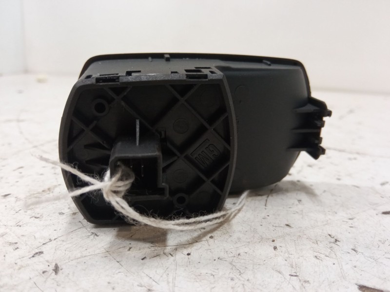 Recambio de mando elevalunas delantero derecho para opel corsa d (s07) 1.3 cdti (l08, l68) referencia OEM IAM   