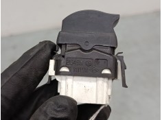 Recambio de mando elevalunas delantero derecho para renault clio ii (bb_, cb_) 1.2 (bb0a, bb0f, bb10, bb1k, bb28, bb2d, bb2h, cb 2