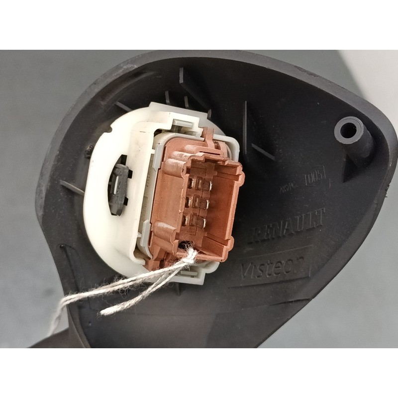 Recambio de mando elevalunas delantero derecho para renault clio iii (br0/1, cr0/1) 1.5 dci (br17, cr17) referencia OEM IAM 8200