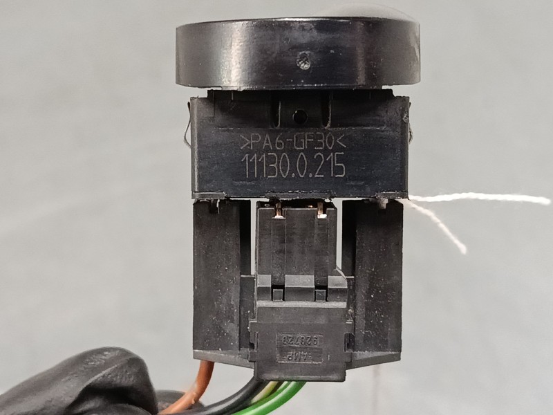 Recambio de mando elevalunas delantero derecho para smart fortwo coupé (450) 0.7 (450.352, 450.332) referencia OEM IAM 111300215