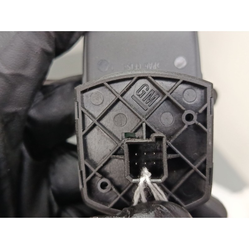 Recambio de mando elevalunas delantero derecho para opel corsa d (s07) 1.3 cdti (l08, l68) referencia OEM IAM 315625731  