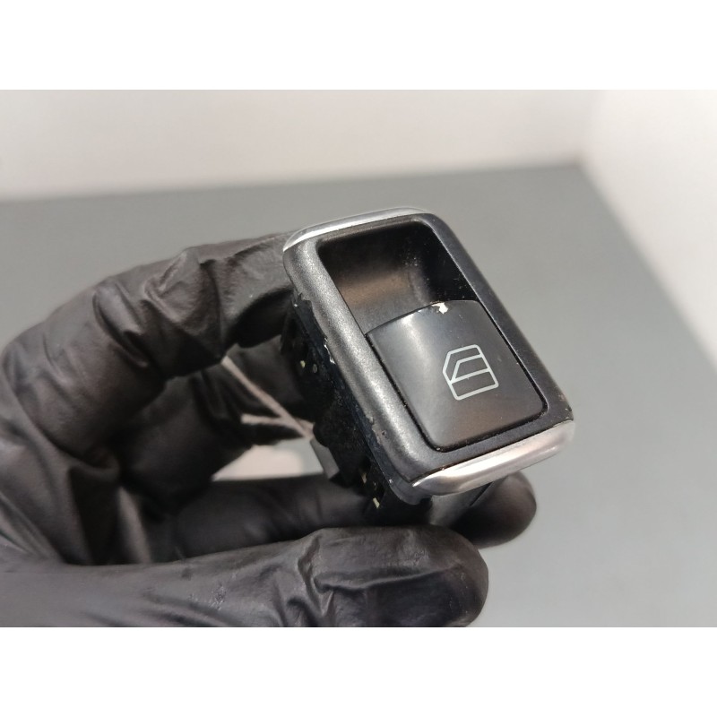 Recambio de mando elevalunas delantero derecho para mercedes-benz clase a (w176) a 220 d (176.003) referencia OEM IAM A204905810