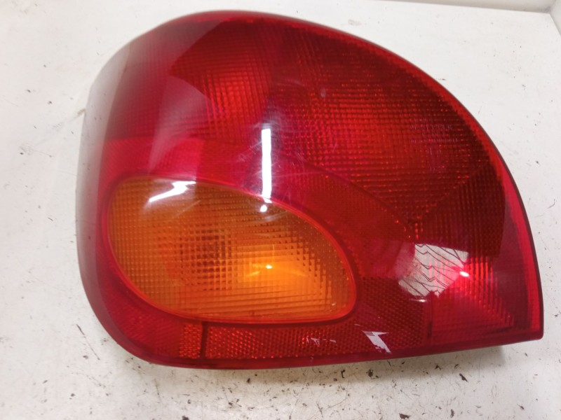 Recambio de piloto trasero izquierdo para ford fiesta iv (ja_, jb_) 1.3 i referencia OEM IAM   