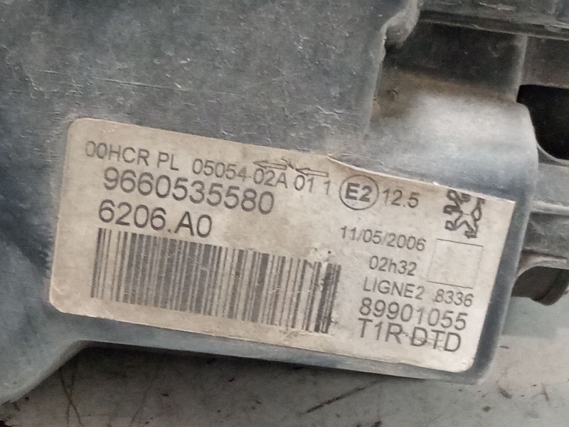 Recambio de faro derecho para peugeot 206 hatchback (2a/c) 1.4 i referencia OEM IAM 9660535580  