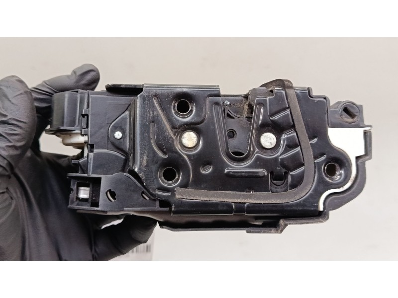 Recambio de cerradura puerta delantera derecha para volkswagen polo v (6r1, 6c1) 1.2 tdi referencia OEM IAM 5K1837016D  