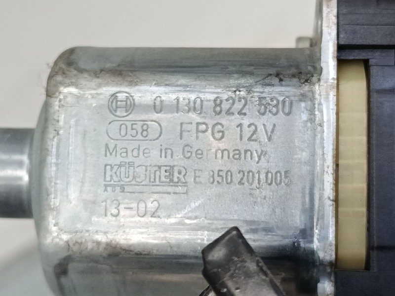 Recambio de elevalunas electrico delantero derecho para volkswagen polo v (6r1, 6c1) 1.2 tdi referencia OEM IAM 6r0959802  