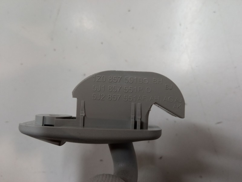 Recambio de parasol izquierdo para skoda yeti (5l) 2.0 tdi referencia OEM IAM   