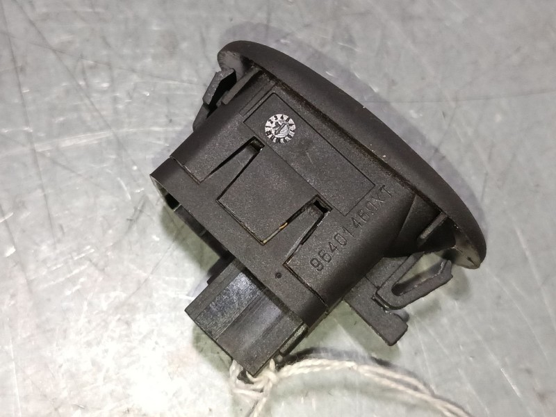 Recambio de mando elevalunas delantero izquierdo para citroën c2 (jm_) 1.4 referencia OEM IAM   