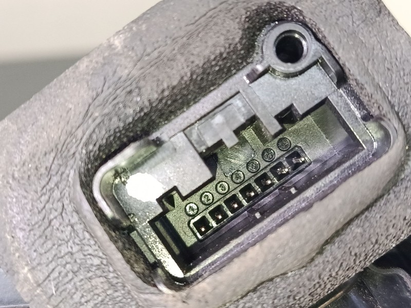 Recambio de cerradura puerta trasera derecha para volkswagen polo v (6r1, 6c1) 1.2 tdi referencia OEM IAM 6R4839015  