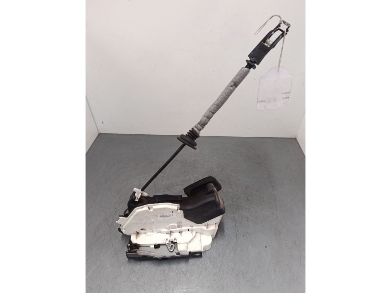 Recambio de cerradura puerta trasera izquierda para volkswagen polo v (6r1, 6c1) 1.2 tdi referencia OEM IAM 6R4839016A  