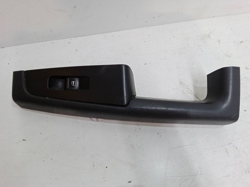 Recambio de mando elevalunas trasero derecho para skoda superb ii station wagon (3t5) 2.0 tdi 16v referencia OEM IAM   