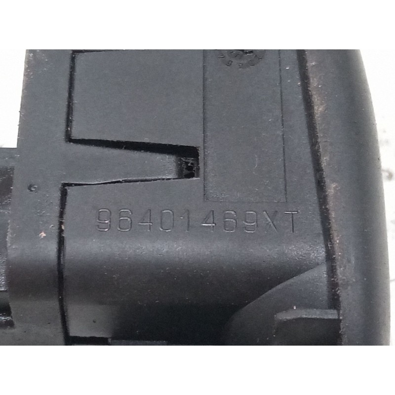 Recambio de mando elevalunas delantero izquierdo para citroën c3 i (fc_, fn_) 1.4 hdi referencia OEM IAM 96401469XT  