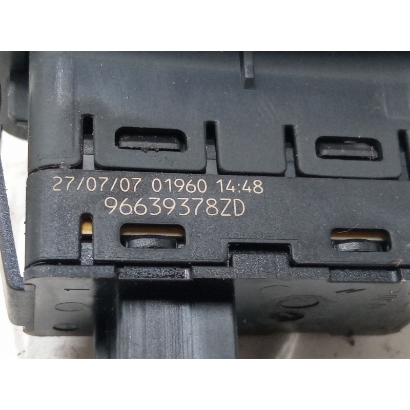 Recambio de mando elevalunas trasero izquierdo para citroën c4 grand picasso i (ua_) 2.0 hdi 138 referencia OEM IAM 96639378ZD  