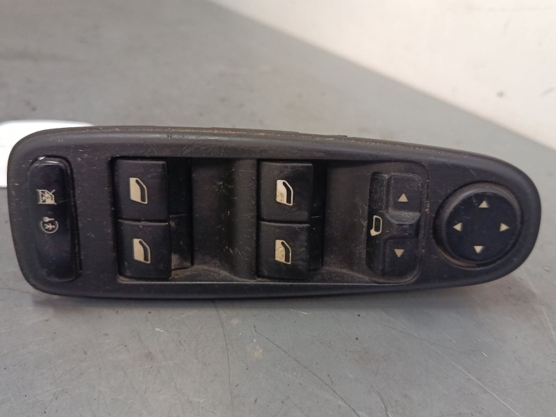 Recambio de mando elevalunas delantero izquierdo para citroën c4 picasso i monospace (ud_) 1.6 hdi referencia OEM IAM 96639382ZD