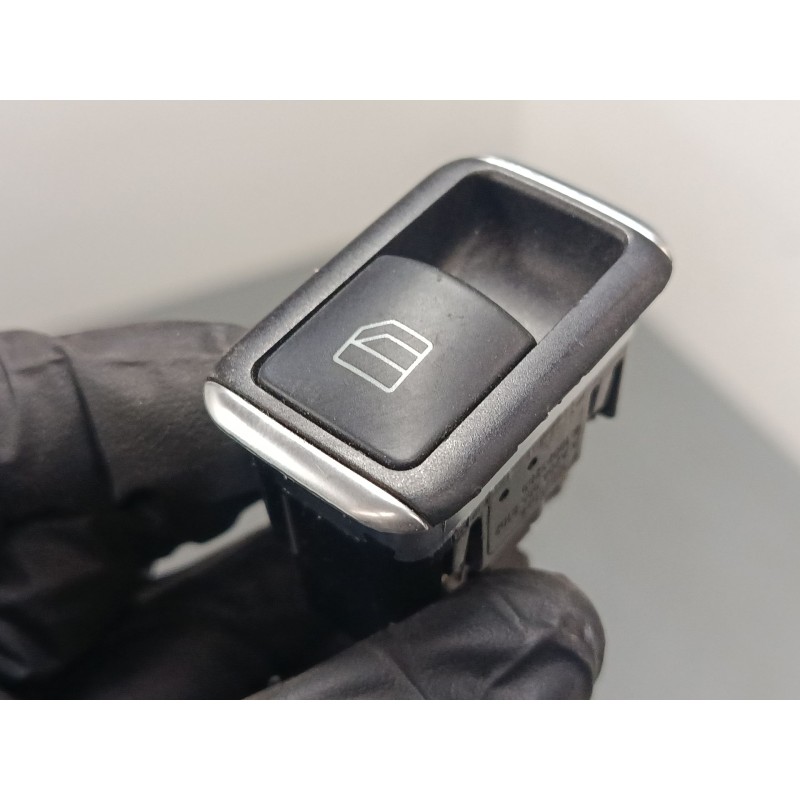 Recambio de mando elevalunas trasero izquierdo para mercedes-benz clase a (w176) a 220 d (176.003) referencia OEM IAM A204905810