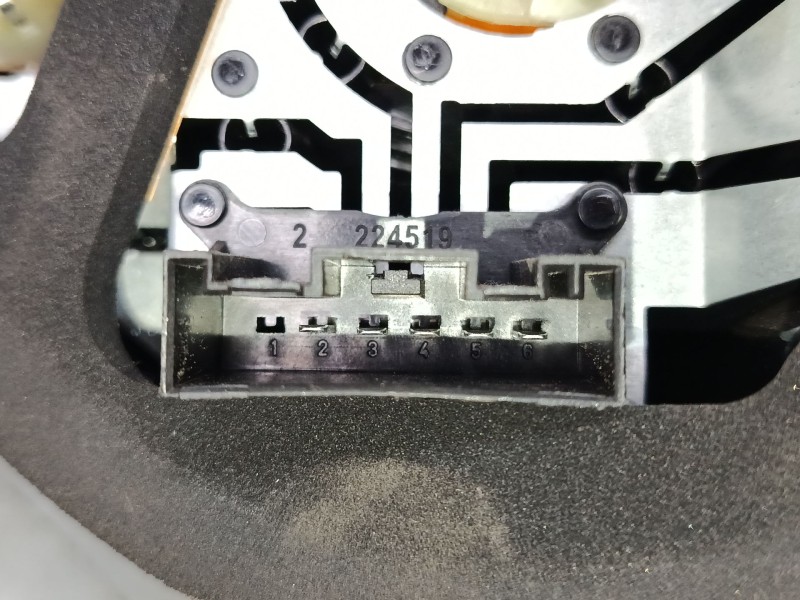 Recambio de piloto trasero izquierdo para bmw z4 roadster (e85) 3.0 i referencia OEM IAM 63217165721  