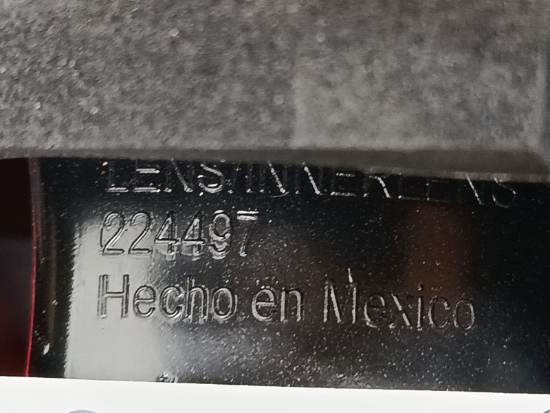 Recambio de piloto trasero izquierdo para bmw z4 roadster (e85) 3.0 i referencia OEM IAM 63217165721  