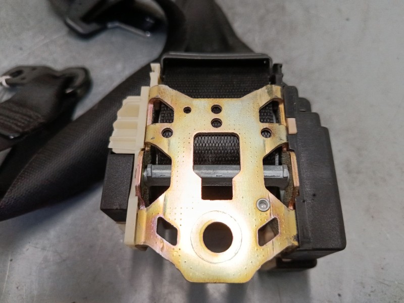 Recambio de cinturon seguridad delantero derecho para bmw z4 roadster (e85) 3.0 i referencia OEM IAM   