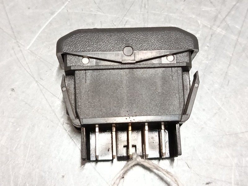 Recambio de mando elevalunas delantero izquierdo para renault clio i (b/c57_, 5/357_) 1.4 referencia OEM IAM   