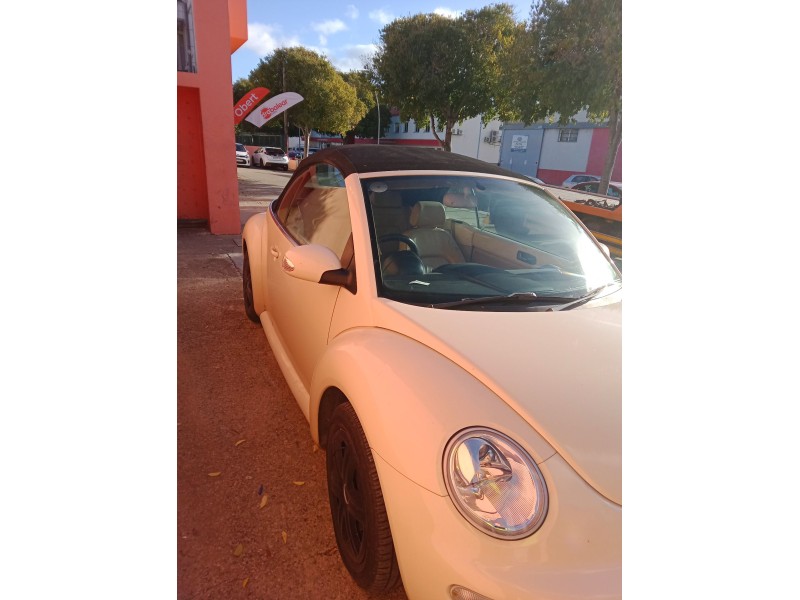 volkswagen new beetle descapotable (1y7) del año 2003