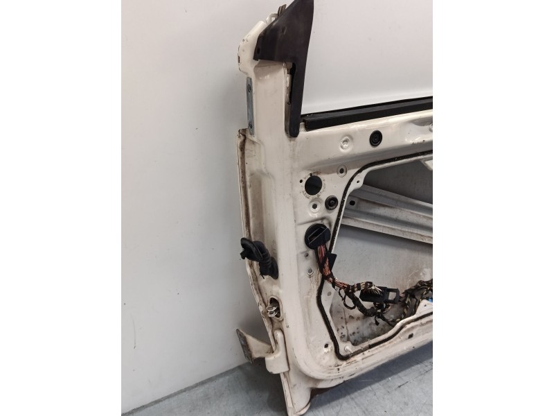 Recambio de puerta delantera derecha para volkswagen new beetle descapotable (1y7) 1.4 referencia OEM IAM 1Y0831051M  