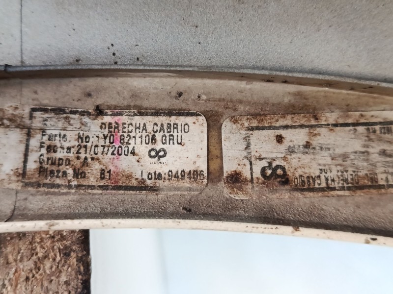 Recambio de aleta delantera izquierda para volkswagen new beetle descapotable (1y7) 1.4 referencia OEM IAM 1Y0821103A  