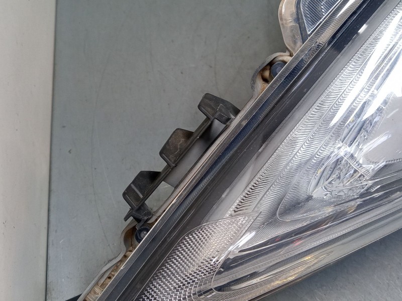 Recambio de faro luz diurna derecho para nissan juke (f15) 1.2 dig-t referencia OEM IAM 90097197 26120bv80c 