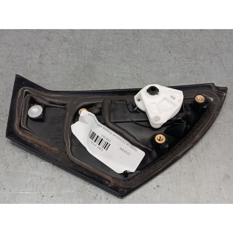 Recambio de maneta exterior puerta trasera izquierda para nissan juke (f15) 1.2 dig-t referencia OEM IAM 82607BA61A  