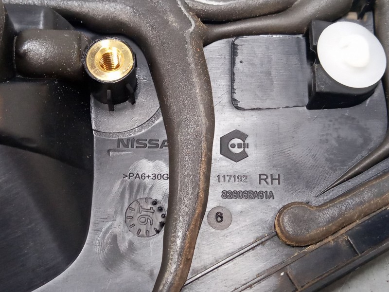 Recambio de maneta exterior puerta trasera derecha para nissan juke (f15) 1.2 dig-t referencia OEM IAM 82606BA61A  